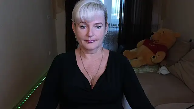 Snapshot of Vina_Vision chatting on September 2025 12:16:01 PM Vina Vision online show from September 2025 12:16:01 PM