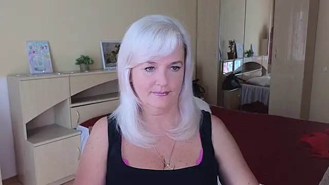 Snapshot of Vina_Vision chatting on September 2025 10:08:02 AM Vina Vision online show from September 2025 10:08:02 AM