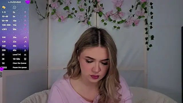 AliaBuerstatte online show from November 2025 06:15:01 AM