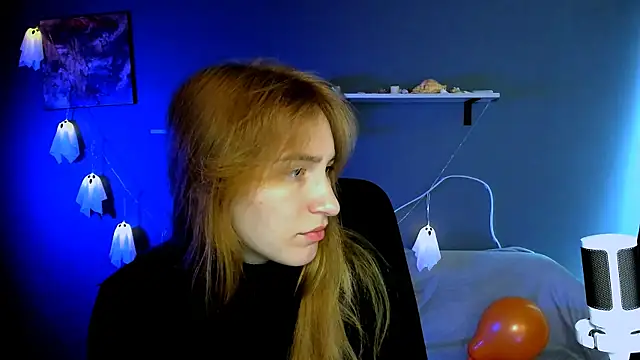 Snapshot of beauty_ginger_ chatting on October 2025 09:46:02 AM beauty ginger  online show from October 2025 09:46:02 AM