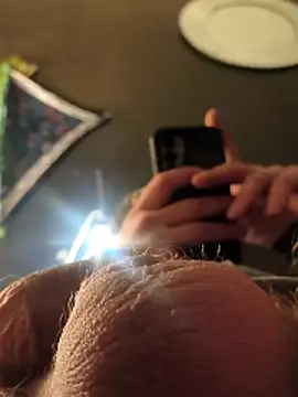 Brabbit3211 online show from December 2025 06:42:02 AM