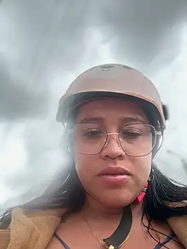 Snapshot of -Mia1 chatting on June 2026 02:12:02 PM -Mia1 online show from June 2026 02:12:02 PM