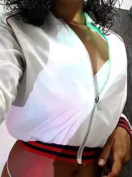 luna love xoxo online show from December 2025 03:55:01 AM