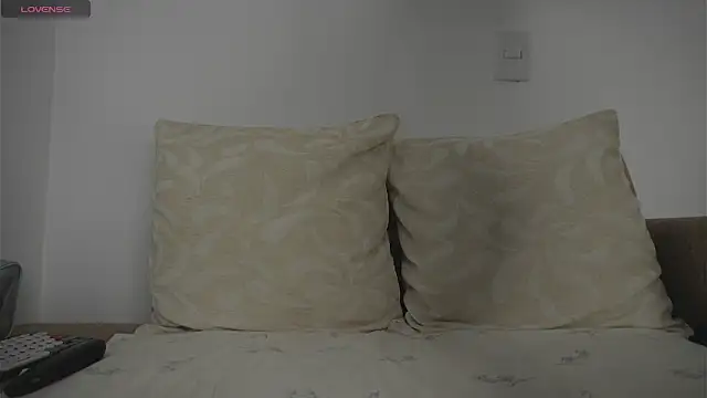 Roxybeautyy online show from March 2026 09:15:01 PM