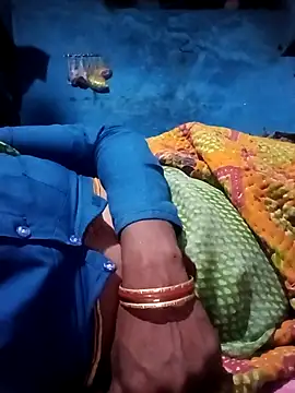 Radha8080 online show from October 2025 08:07:01 PM