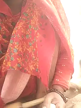 Snapshot of Nehaja33e chatting on November 2025 04:12:02 AM Nehaja33e online show from November 2025 04:12:02 AM