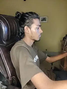 thecatfish online show from October 2025 04:35:02 PM