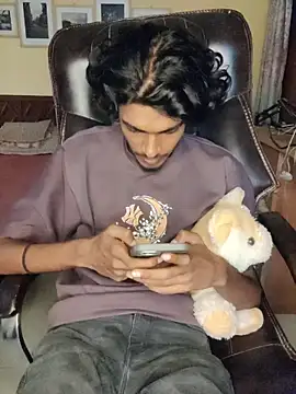 thecatfish online show from October 2025 04:49:01 AM