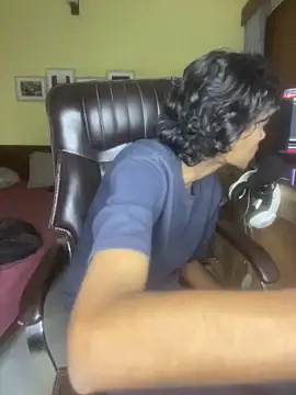 thecatfish online show from November 2025 04:42:02 PM