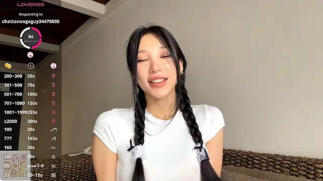 LezlieGreet online show from November 2025 04:13:02 AM