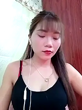 Snapshot of MyMy08 chatting on December 2025 02:01:02 PM MyMy08 online show from December 2025 02:01:02 PM