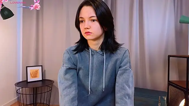 Snapshot of PamilaGrassle chatting on September 2025 03:52:02 AM PamilaGrassle online show from September 2025 03:52:02 AM