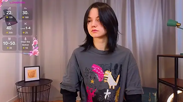 Snapshot of PamilaGrassle chatting on October 2025 04:11:01 AM PamilaGrassle online show from October 2025 04:11:01 AM