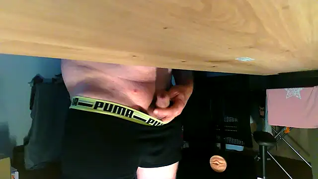 michaelm1983 online show from November 2025 08:14:02 AM