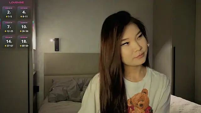 Snapshot of iamyuki chatting on September 2025 06:10:01 PM iamyuki online show from September 2025 06:10:01 PM