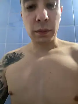 Snapshot of 9999Alez chatting on October 2025 02:34:01 AM 9999Alez online show from October 2025 02:34:01 AM