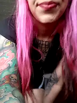 Snapshot of Meganhynde chatting on September 2025 07:51:02 PM Meganhynde online show from September 2025 07:51:02 PM