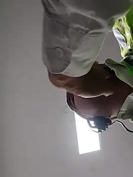 danigarci2307 online show from February 2026 09:40:02 PM