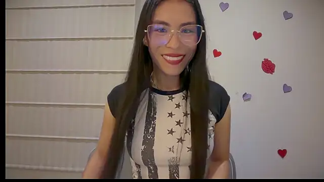 Snapshot of sasha_jonne chatting on July 2026 01:57:01 AM sasha jonne online show from July 2026 01:57:01 AM