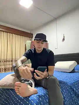 Snapshot of Jaguer2213 chatting on September 2025 01:50:01 AM Jaguer2213 online show from September 2025 01:50:01 AM