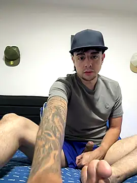 Snapshot of Jaguer2213 chatting on October 2025 03:56:01 AM Jaguer2213 online show from October 2025 03:56:01 AM