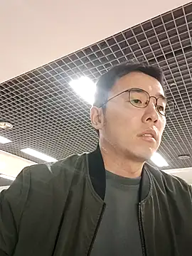 Snapshot of nnnnnan9527 chatting on September 2025 03:43:01 AM nnnnnan9527 online show from September 2025 03:43:01 AM