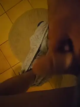 justeadeux online show from November 2025 03:27:01 AM