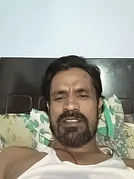Snapshot of Mr_xxx007@xh chatting on June 2026 03:28:02 PM Mr xxx007xh online show from June 2026 03:28:02 PM