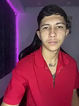 Snapshot of Alejandro_BigCock22 chatting on October 2025 01:03:01 AM Alejandro BigCock22 online show from October 2025 01:03:01 AM