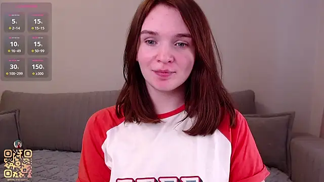 Snapshot of EvaJackson111 chatting on October 2025 02:14:01 PM EvaJackson111 online show from October 2025 02:14:01 PM