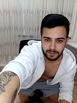 Ozi1910 online show from December 2025 01:33:01 AM