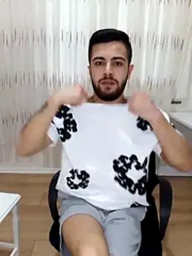 Ozi1910 online show from December 2025 02:00:02 PM