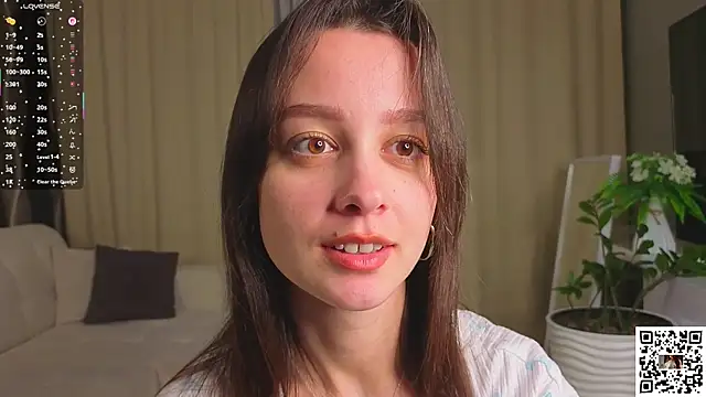 Snapshot of VineciaDestors chatting on September 2025 04:10:02 PM VineciaDestors online show from September 2025 04:10:02 PM