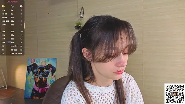 Snapshot of VineciaDestors chatting on October 2025 01:32:02 PM VineciaDestors online show from October 2025 01:32:02 PM