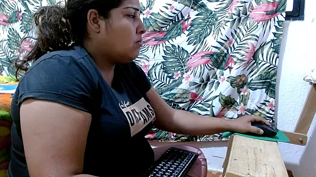 69smallstar online show from June 2026 11:49:02 AM