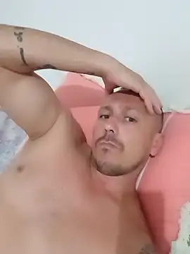 Hooters1920 online show from January 2026 01:42:01 AM