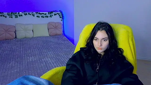 Andres sssss online show from October 2025 08:59:01 PM