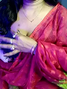 Snapshot of monaa-darling chatting on November 2025 05:56:01 PM monaa-darling online show from November 2025 05:56:01 PM