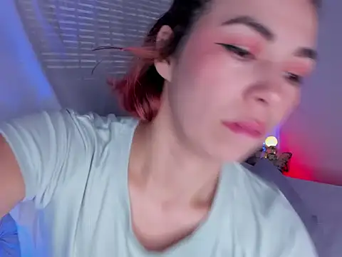 Snapshot of selene_boyer chatting on February 2026 04:36:01 PM selene boyer online show from February 2026 04:36:01 PM