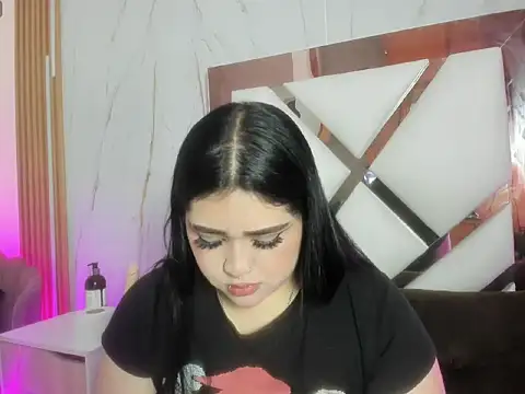 im bunny   online show from April 2026 01:31:02 PM