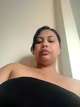 Alessandraa- online show from June 2026 01:17:02 PM