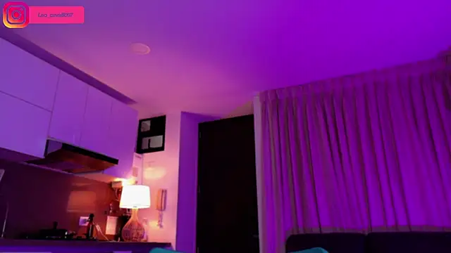 Snapshot of LeoCavalli_ chatting on September 2025 02:28:02 PM LeoCavalli online show from September 2025 02:28:02 PM