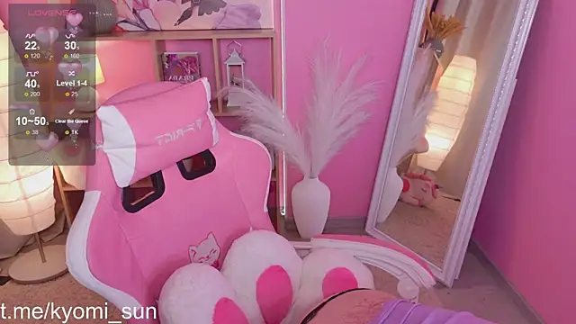 Snapshot of Kyomi_Sun chatting on February 2026 11:30:01 PM Kyomi Sun online show from February 2026 11:30:01 PM