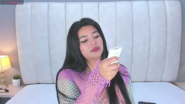 ScarletStarr online show from November 2025 04:33:02 AM