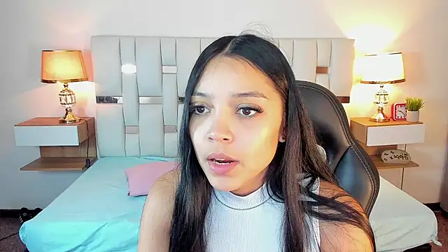 Snapshot of iamCharlotte19 chatting on July 2026 07:40:02 PM iamCharlotte19 online show from July 2026 07:40:02 PM