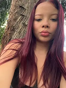 Natalia  Miller online show from September 2025 04:10:02 PM