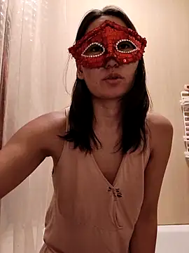 Luu-Lii777 online show from February 2026 06:37:02 PM