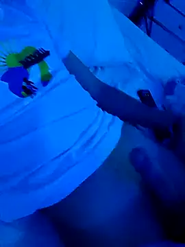 Snapshot of matiatr1112 chatting on November 2025 04:33:01 AM matiatr1112 online show from November 2025 04:33:01 AM