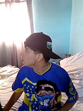 Snapshot of matiatr1112 chatting on November 2025 07:35:01 PM matiatr1112 online show from November 2025 07:35:01 PM