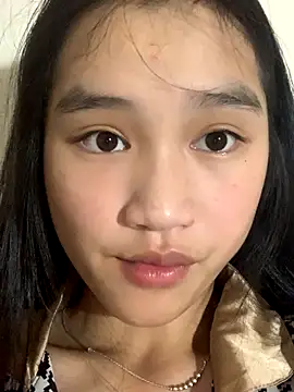 Snapshot of -Lie-06 chatting on October 2025 06:45:02 AM -Lie-06 online show from October 2025 06:45:02 AM